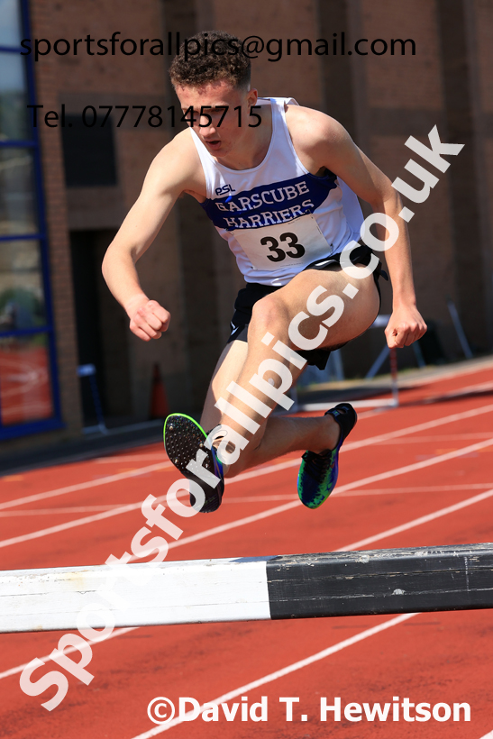 Steeplechase, 2026 Elswick Harriers Event, Wentworth, Hexham. Photo: David T. Hewitson/Sports for All Pics